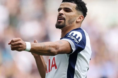 مدرب توتنهام يعلن عن صدمة بشأن إصابة سولانكي